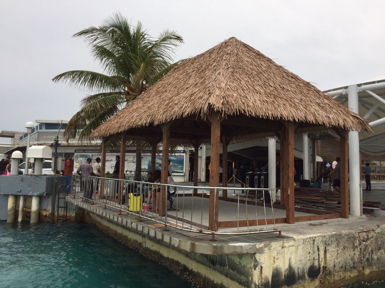 C7 Synthetic Artificial Thatch Panel 38"Lx24"H "Class A Fire Rated" - Palapa Umbrella Thatch Company Online C7 Synthetic Artificial Thatch Panel 38"Lx24"H "Class A Fire Rated" - Palapa Umbrella Thatch Company Online