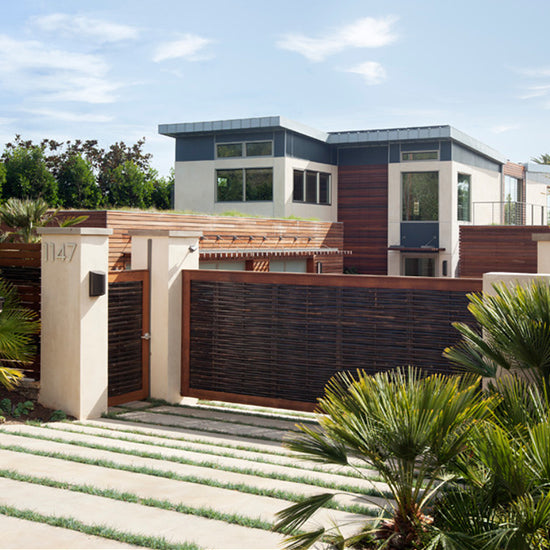 1.25" x 4' Poles Natural Black (10 Poles) 1.25" x 4' Poles Natural Black (10 Poles)